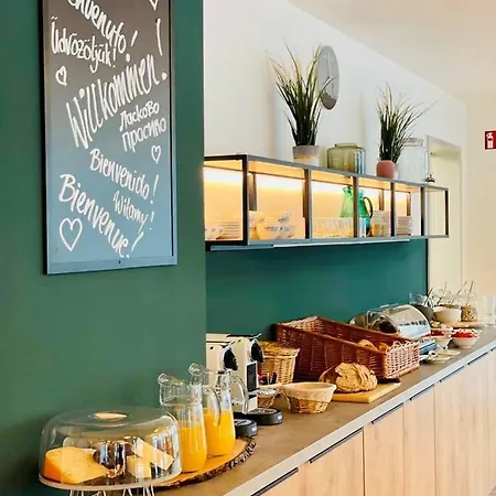 Creo Sued 3* מינכן